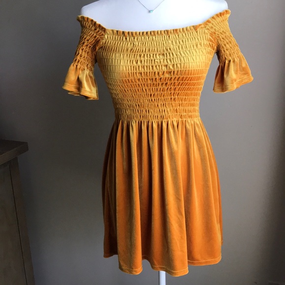 Urban Outfitters Dresses & Skirts - Urban Outfitters gold velvet off shoulder dress S